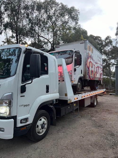 Chinar Towing Services