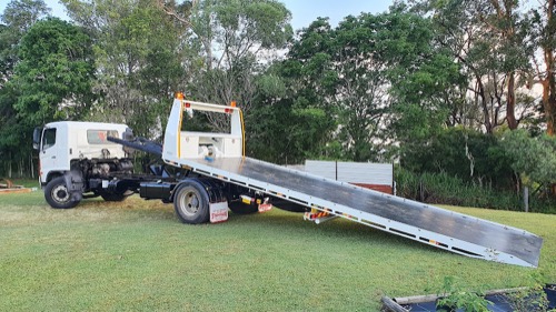 Gold Town Engineering & Gold Town Towing (Phoenix Iron Pty Ltd)