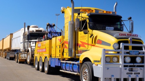 Kelly’s Truck Towing