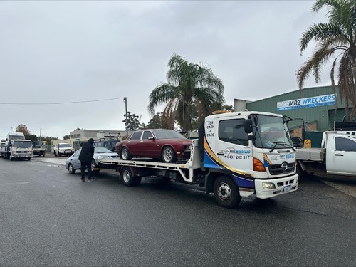 Mrz Wreckers -Cash For Cars Perth